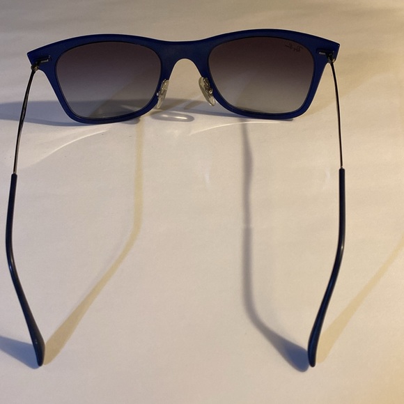 Blue Ray-Ban Sunglasses | Thin Frames